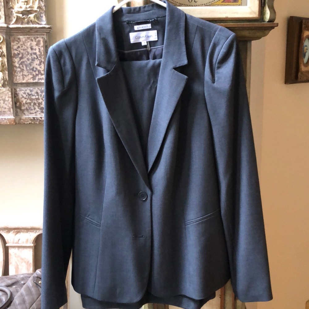 Calvin Klein Gray Pants Suit